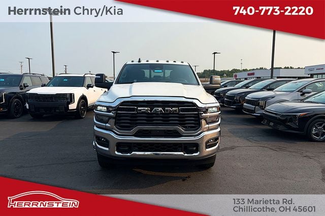 2026 RAM Ram 3500 RAM 3500 TRADESMAN CREW CAB 4X4 8' BOX