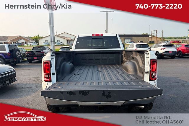 2026 RAM Ram 3500 RAM 3500 TRADESMAN CREW CAB 4X4 8' BOX
