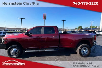2022 RAM 3500 Big Horn Crew Cab 4x4 8' Box