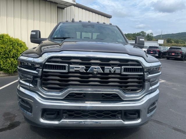 2025 RAM 3500 Big Horn Crew Cab 4x4 8' Box