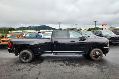 2026 RAM Ram 3500 RAM 3500 LARAMIE CREW CAB 4X4 8' BOX
