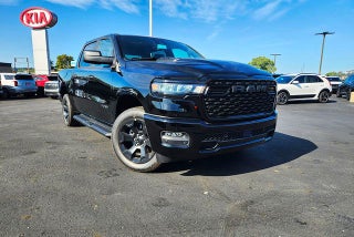 2026 RAM 1500 RAM 1500 EXPRESS CREW CAB 4X4 5'7' BOX
