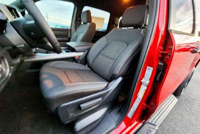 2027 RAM Ram 1500 Base