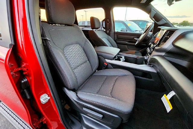 2027 RAM Ram 1500 Base