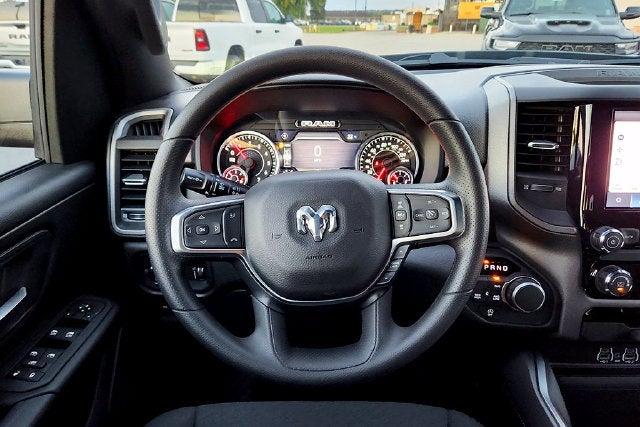 2027 RAM Ram 1500 Base