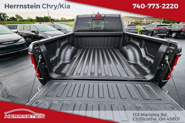 2026 RAM 1500 RAM 1500 EXPRESS CREW CAB 4X4 5'7' BOX