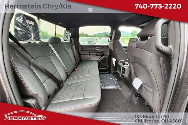 2026 RAM 1500 RAM 1500 EXPRESS CREW CAB 4X4 5'7' BOX