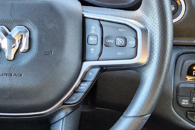 2027 RAM Ram 1500 Base