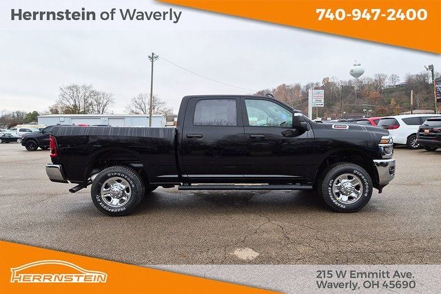 2026 RAM 2500 Tradesman Crew Cab 4x4 6'4' Box
