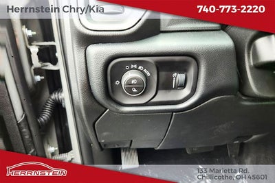 2026 RAM 2500 RAM 2500 BLACK EXPRESS CREW CAB 4X4 6'4' BOX