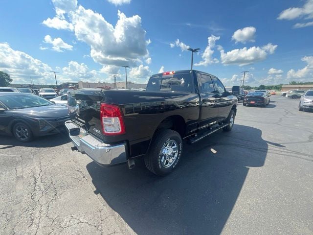 2024 RAM 2500 Tradesman Crew Cab 4x4 6'4' Box