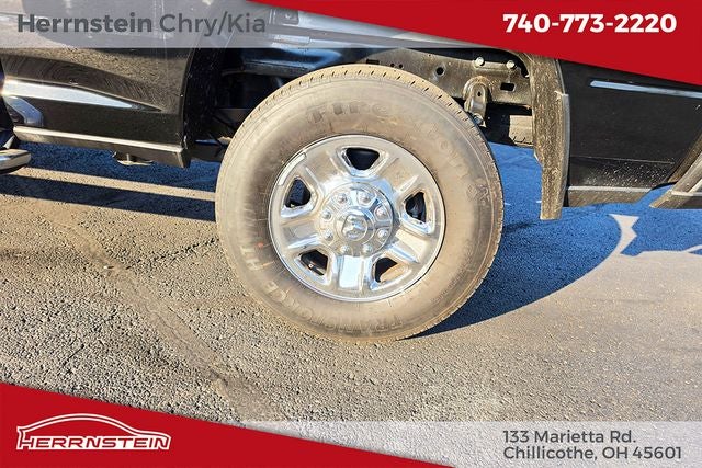 2024 RAM 2500 Tradesman Crew Cab 4x4 6'4' Box