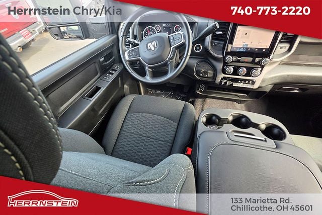 2026 RAM Ram 2500 RAM 2500 BLACK EXPRESS CREW CAB 4X4 6'4' BOX