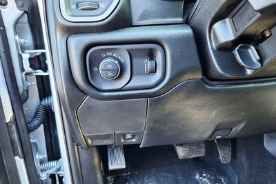 2027 RAM 2500 Base