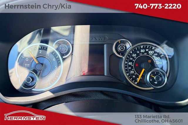 2020 RAM 2500 Tradesman Crew Cab 4x4 6'4' Box