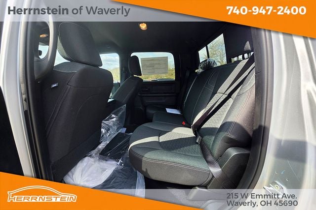 2026 RAM 2500 Tradesman Crew Cab 4x4 6'4' Box