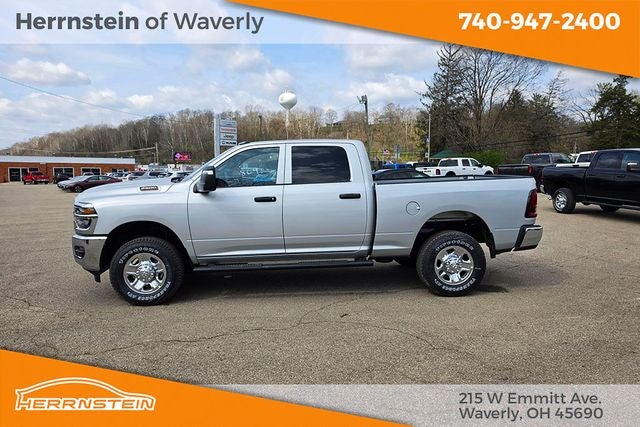 2026 RAM 2500 Tradesman Crew Cab 4x4 6'4' Box