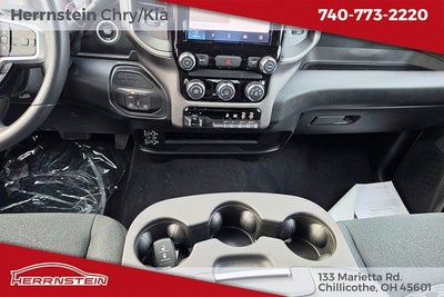 2026 RAM Ram 2500 RAM 2500 BLACK EXPRESS CREW CAB 4X4 6'4' BOX