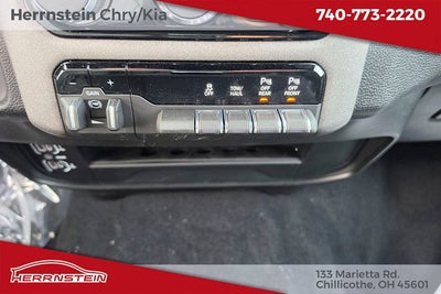 2026 RAM Ram 2500 RAM 2500 BLACK EXPRESS CREW CAB 4X4 6'4' BOX