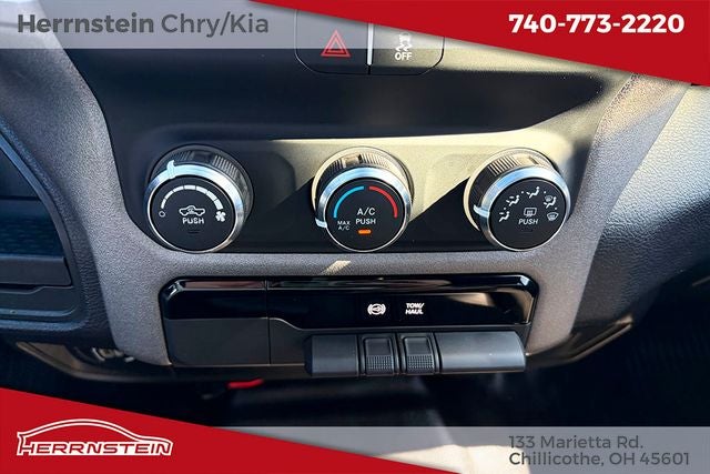 2024 RAM 2500 Tradesman Crew Cab 4x4 6'4' Box