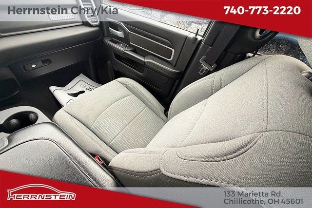 2024 RAM 2500 Big Horn Crew Cab 4x4 6'4' Box