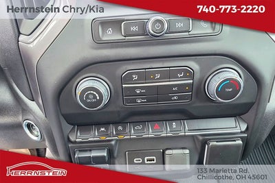 2024 Chevrolet Silverado 1500 4WD Crew Cab Short Bed Custom
