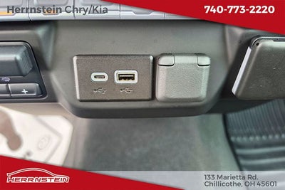 2024 Chevrolet Silverado 1500 4WD Crew Cab Short Bed Custom