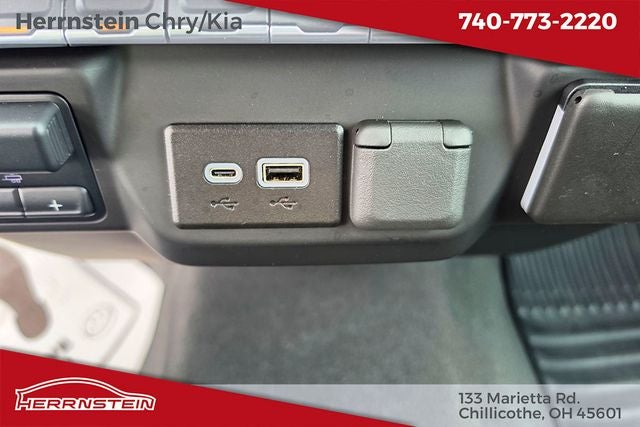 2024 Chevrolet Silverado 1500 4WD Crew Cab Short Bed Custom