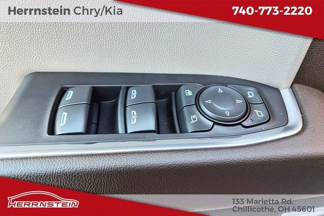 2022 Chevrolet Silverado 1500 4WD Crew Cab Short Bed LTZ