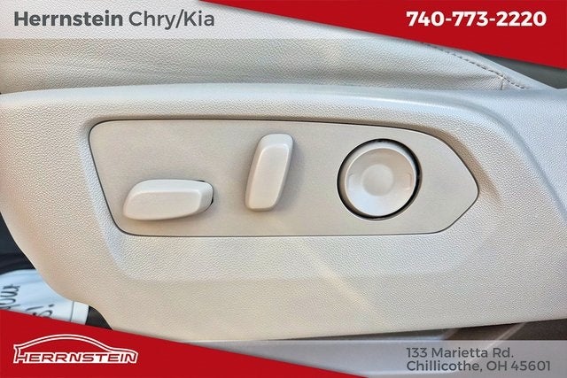 2022 Chevrolet Silverado 1500 4WD Crew Cab Short Bed LTZ