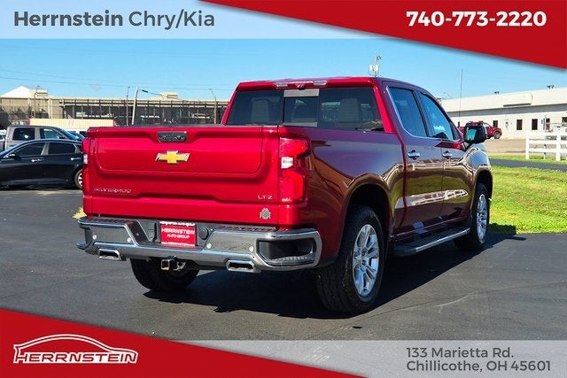 2022 Chevrolet Silverado 1500 4WD Crew Cab Short Bed LTZ
