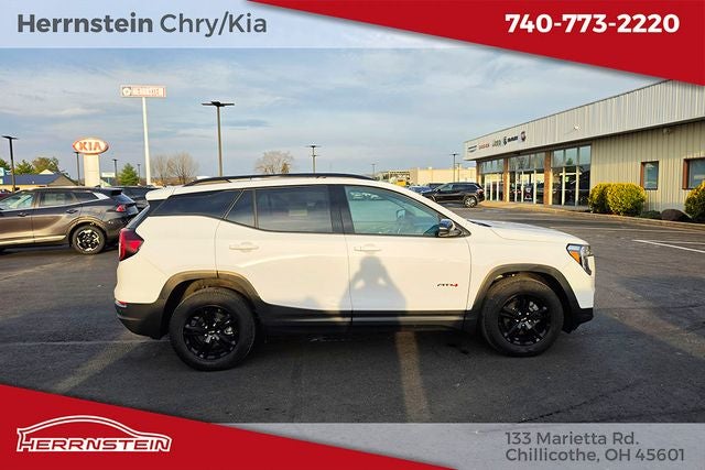 2022 GMC Terrain AWD AT4