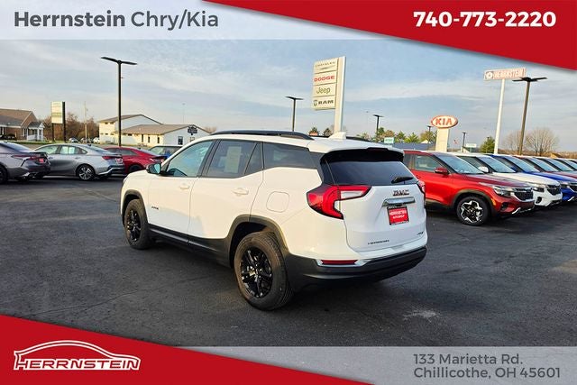 2022 GMC Terrain AWD AT4