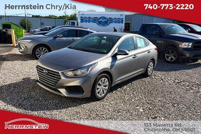 2022 Hyundai Accent SE