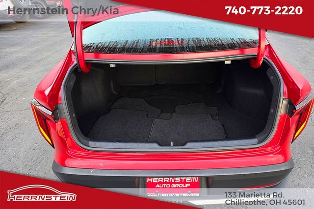 2025 Kia K4 LXS
