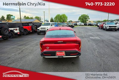2025 Kia K4 LXS