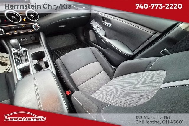 2022 Nissan Sentra SV Xtronic CVT