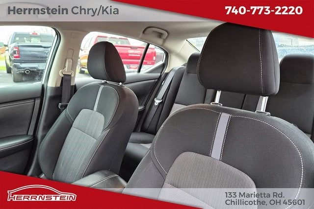 2022 Nissan Sentra SV Xtronic CVT