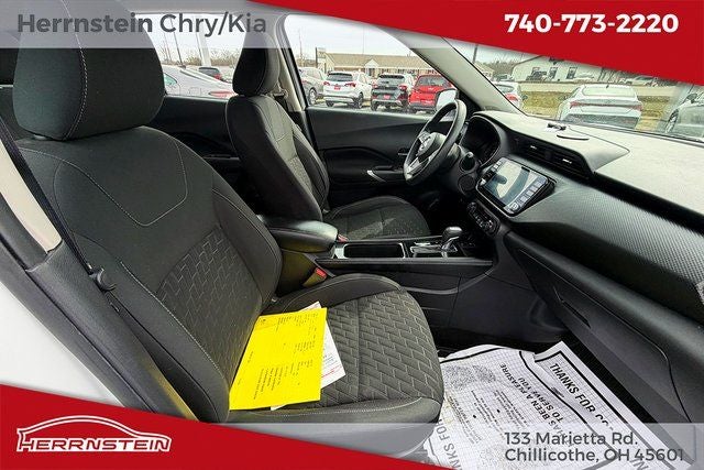 2021 Nissan Kicks SV Xtronic CVT