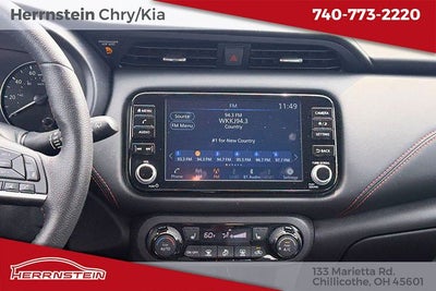 2024 Nissan Kicks SR Xtronic CVT