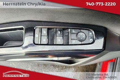 2022 Nissan Pathfinder SV 4WD