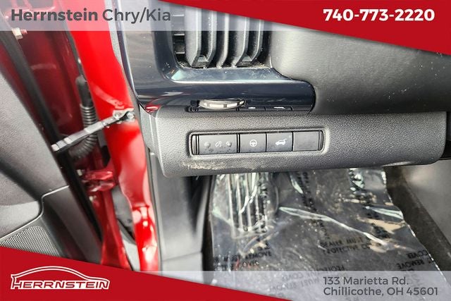 2022 Nissan Pathfinder SV 4WD