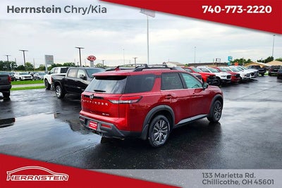 2022 Nissan Pathfinder SV 4WD