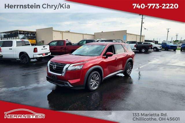 2022 Nissan Pathfinder SV 4WD