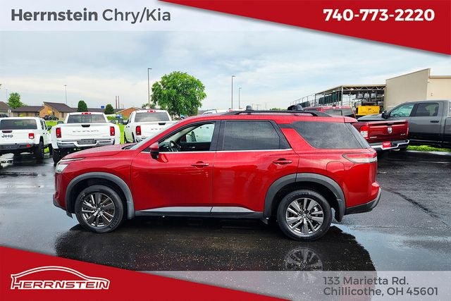 2022 Nissan Pathfinder SV 4WD
