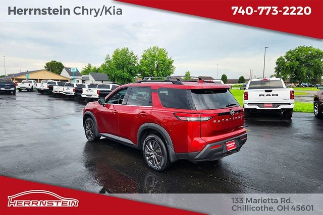 2022 Nissan Pathfinder SV 4WD