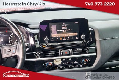 2022 Nissan Pathfinder SV 4WD