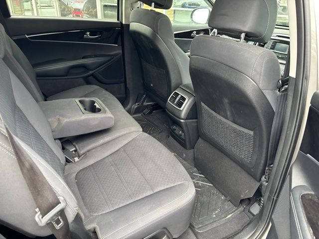 2017 Kia Sorento 2.4L LX