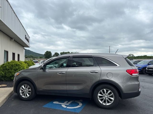 2017 Kia Sorento 2.4L LX