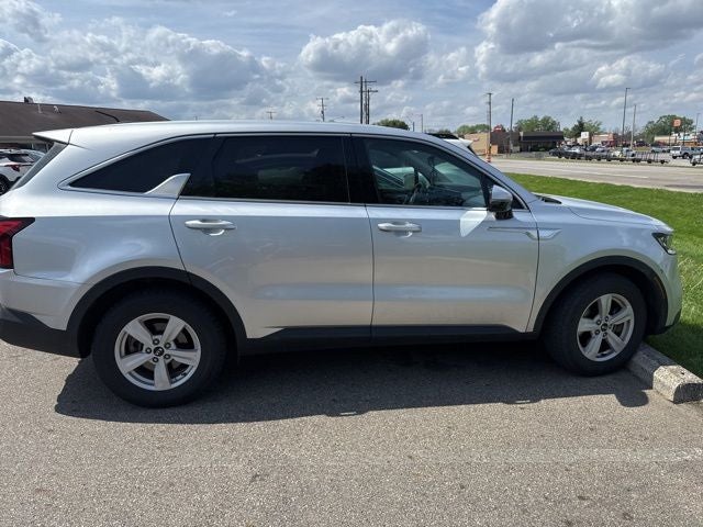 2021 Kia Sorento LX